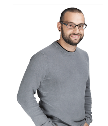 Iván Expósito, na fotografia, fala-nos do hosting para WordPress da dinahosting